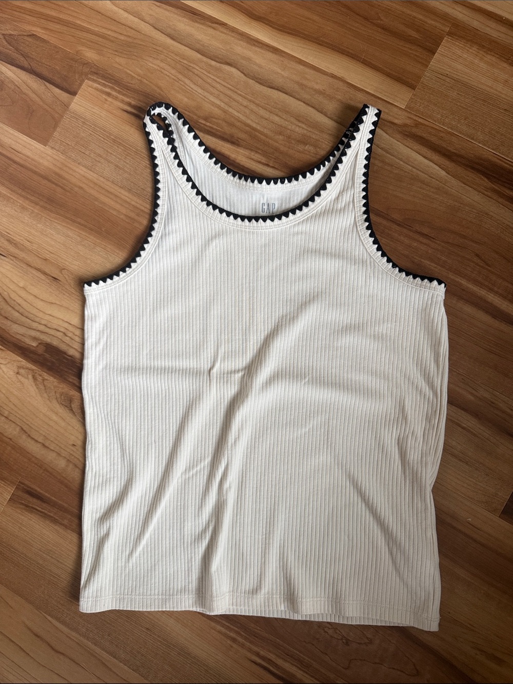 Cute GAP Tank-L (fits like M)